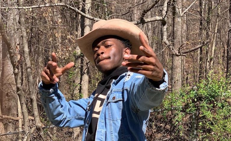 Memowy kawałek Old Town Road awansował na pierwsze miejsce listy Billboard