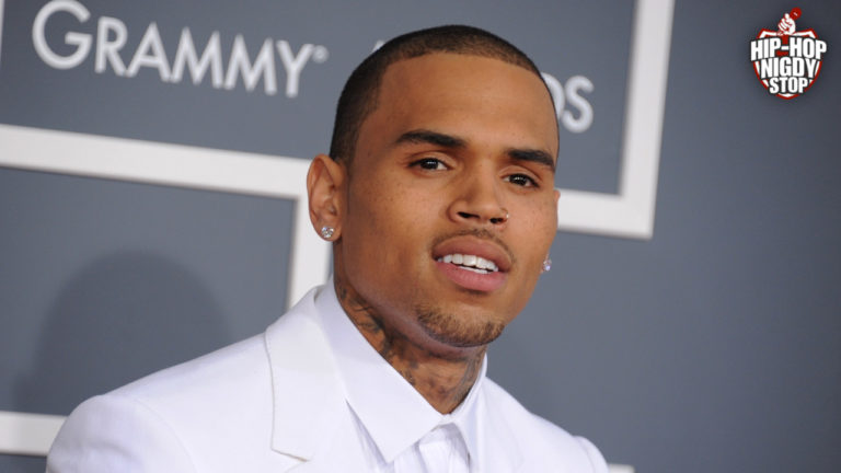 Chris Brown nie zdążył nawet wypuścić albumu, a ten już trafił na szczyt notowań
